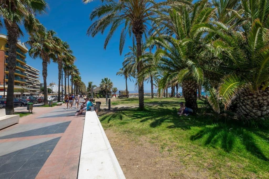 Modern & Cozy Studio Excellent Location Near Beach Torremolinos Kültér fotó