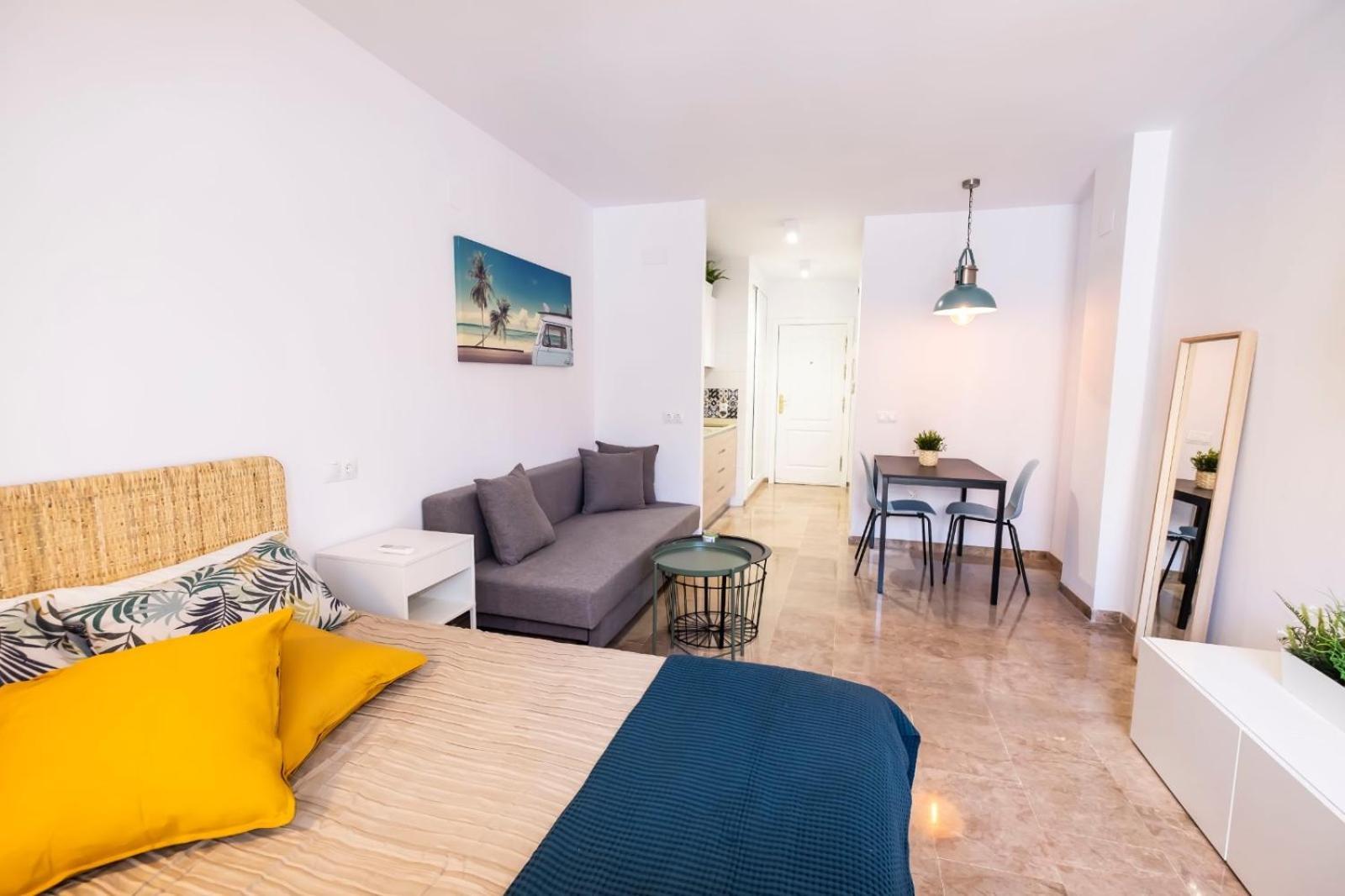 Modern & Cozy Studio Excellent Location Near Beach Torremolinos Kültér fotó
